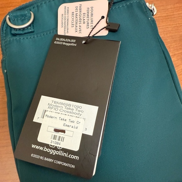 Baggallini RFID  Modern Take Two Crossbody Bag - Teal NWT - Picture 5 of 9